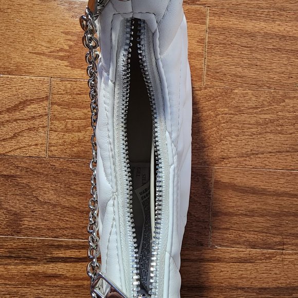 Forever 21 White Quilted CrossBody Bag - Picture 6 of 7